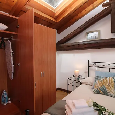 Lägenhet La Casa Del Pittore *