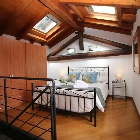 La Casa Del Pittore Lägenhet Como
